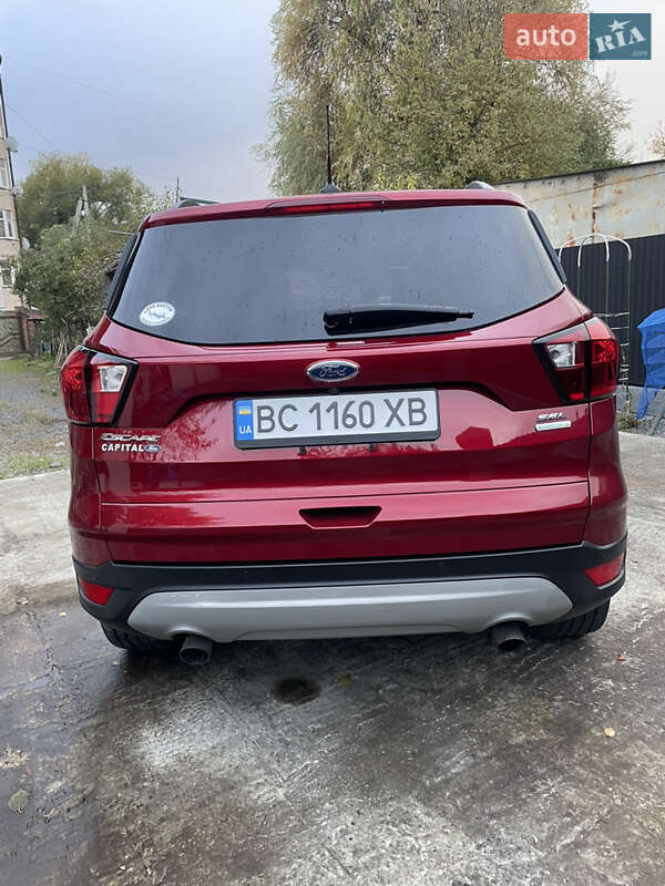 Внедорожник / Кроссовер Ford Escape 2019 в Львове