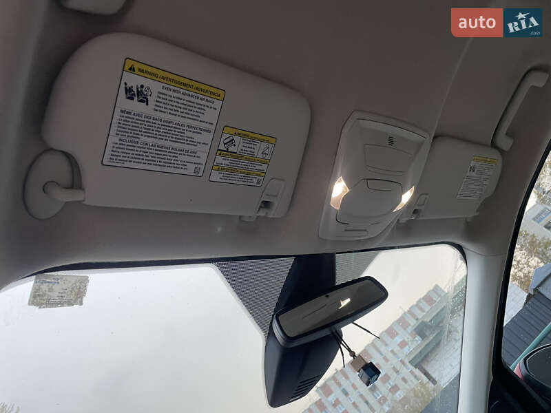 Внедорожник / Кроссовер Ford Escape 2019 в Львове