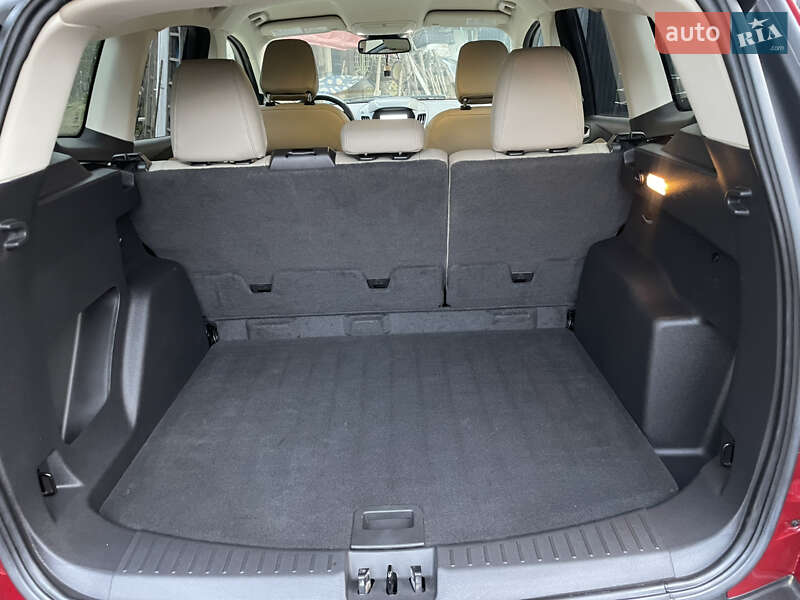 Внедорожник / Кроссовер Ford Escape 2019 в Львове