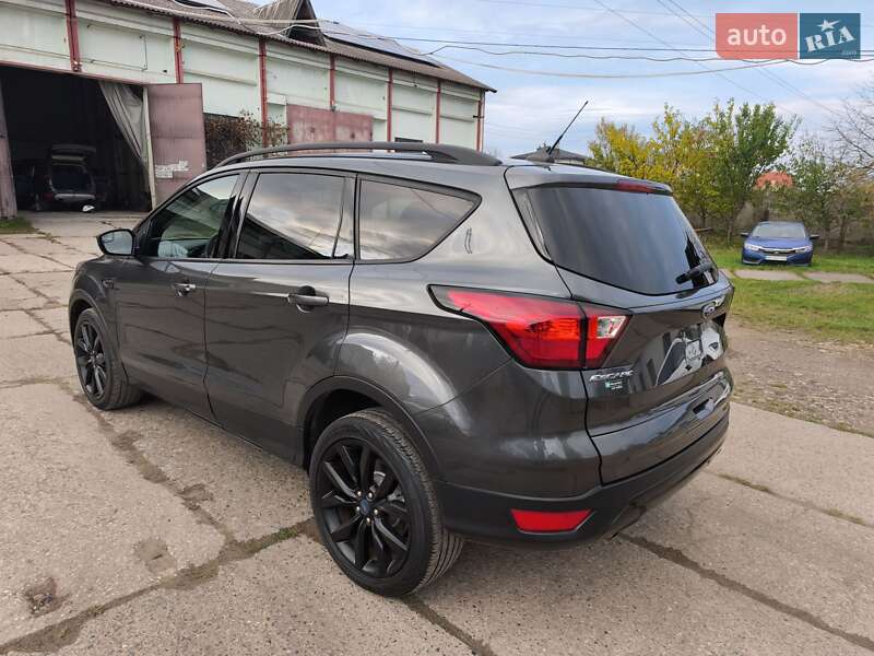 Позашляховик / Кросовер Ford Escape 2019 в Стрию фото 8 Позашляховик / Кросовер Ford Escape 2019 в Стрию