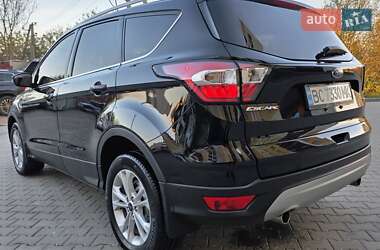 Внедорожник / Кроссовер Ford Escape 2017 в 