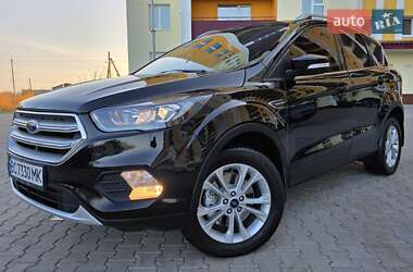 Внедорожник / Кроссовер Ford Escape 2017 в Хмельницком