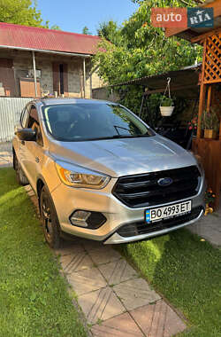 Внедорожник / Кроссовер Ford Escape 2018 в Тернополе