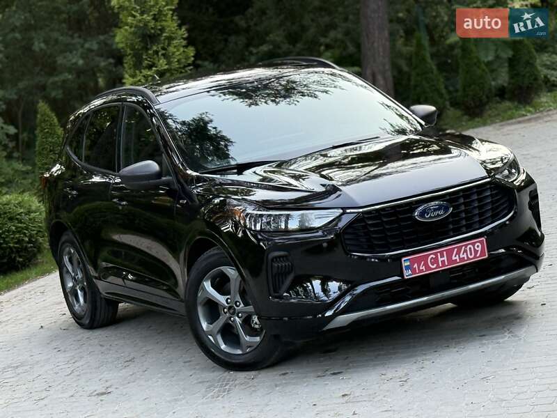Внедорожник / Кроссовер Ford Escape 2023 в 