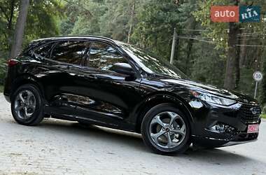 Внедорожник / Кроссовер Ford Escape 2023 в 