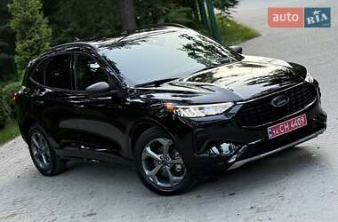 Внедорожник / Кроссовер Ford Escape 2023 в 