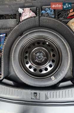 Внедорожник / Кроссовер Ford Escape 2013 в 