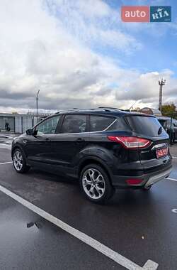 Внедорожник / Кроссовер Ford Escape 2013 в 