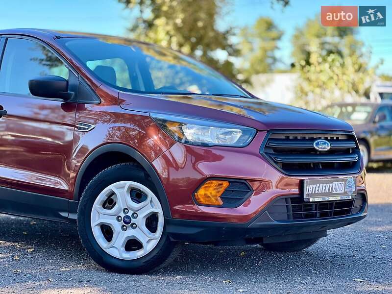 Позашляховик / Кросовер Ford Escape 2018 в Кам'янці фото 9 Позашляховик / Кросовер Ford Escape 2018 в Кам'янці