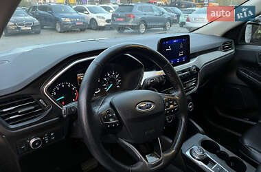 Позашляховик / Кросовер Ford Escape 2019 в  фото 22 Позашляховик / Кросовер Ford Escape 2019 в