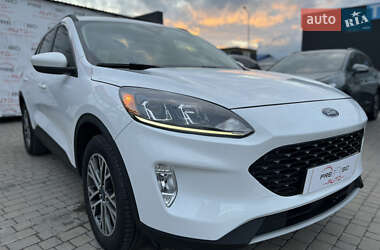 Позашляховик / Кросовер Ford Escape 2019 в  фото 5 Позашляховик / Кросовер Ford Escape 2019 в