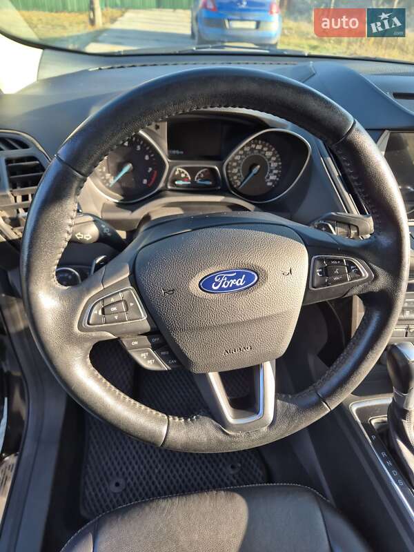 Позашляховик / Кросовер Ford Escape 2016 в Хмельницькому