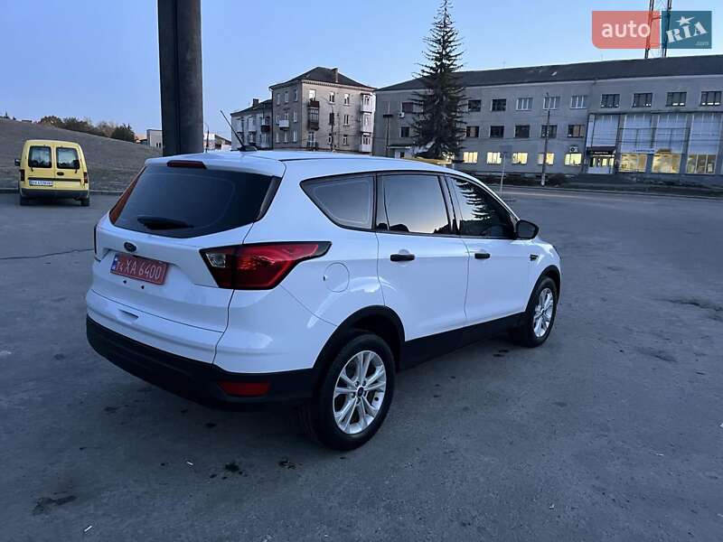 Внедорожник / Кроссовер Ford Escape 2019 в Шепетовке фото 7 Внедорожник / Кроссовер Ford Escape 2019 в Шепетовке