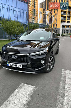 Позашляховик / Кросовер Ford Escape 2023 в  Позашляховик / Кросовер Ford Escape 2023 в