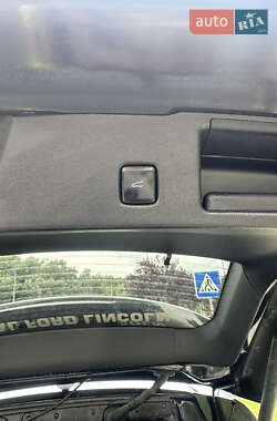 Позашляховик / Кросовер Ford Escape 2023 в  фото 11 Позашляховик / Кросовер Ford Escape 2023 в