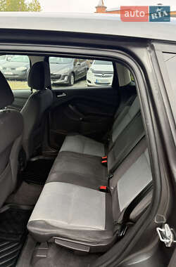 Позашляховик / Кросовер Ford Escape 2017 в  фото 15 Позашляховик / Кросовер Ford Escape 2017 в