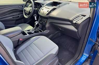 Внедорожник / Кроссовер Ford Escape 2016 в Кременчуге