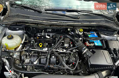 Внедорожник / Кроссовер Ford Escape 2020 в 