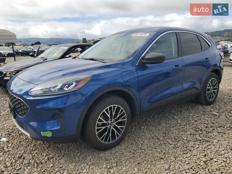 Внедорожник / Кроссовер Ford Escape 2022 в 