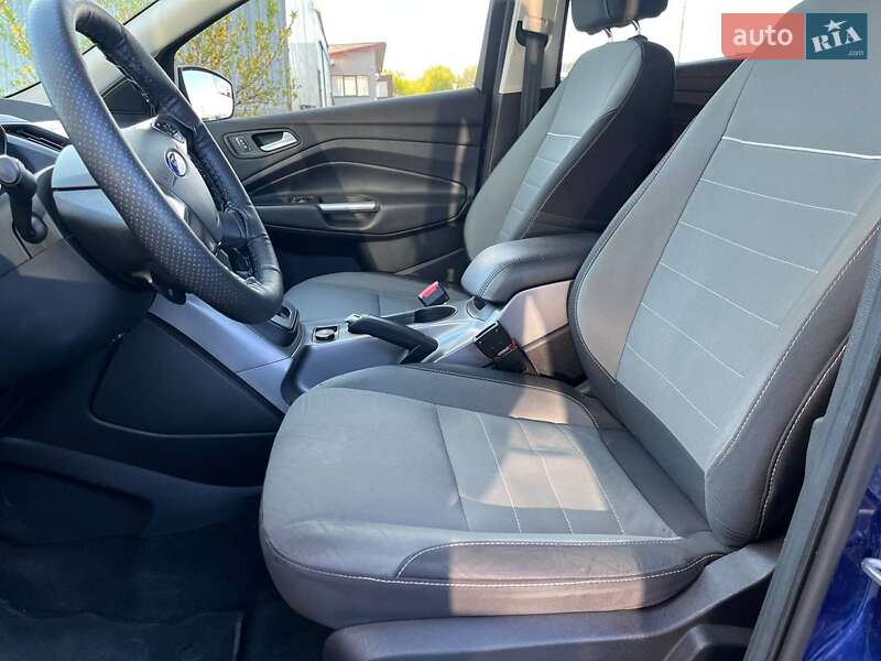 Позашляховик / Кросовер Ford Escape 2015 в Львові фото 25 Позашляховик / Кросовер Ford Escape 2015 в Львові