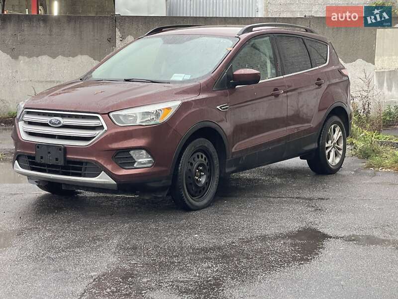 Позашляховик / Кросовер Ford Escape 2017 в Львові фото 4 Позашляховик / Кросовер Ford Escape 2017 в Львові