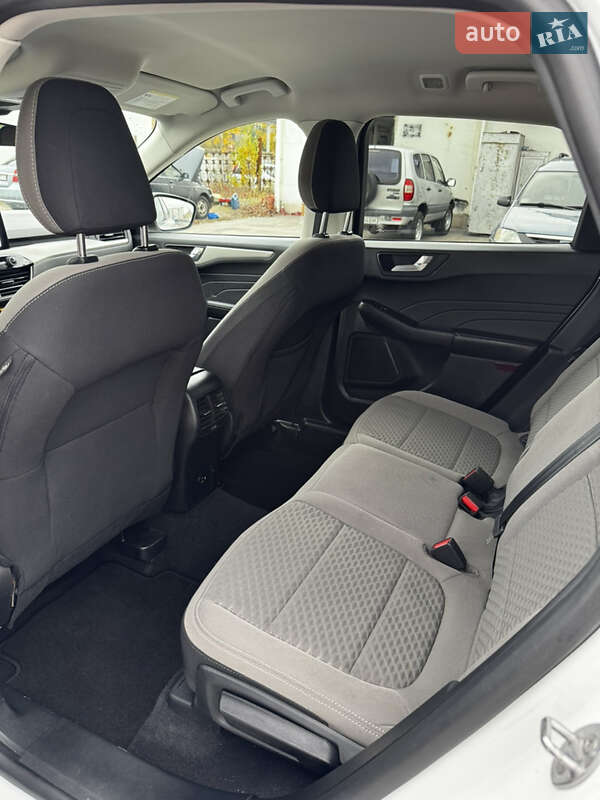Позашляховик / Кросовер Ford Escape 2021 в Горішніх Плавнях фото 35 Позашляховик / Кросовер Ford Escape 2021 в Горішніх Плавнях