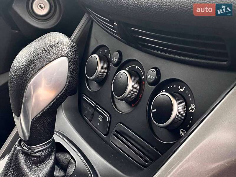 Внедорожник / Кроссовер Ford Escape 2015 в Днепре фото 26 Внедорожник / Кроссовер Ford Escape 2015 в Днепре