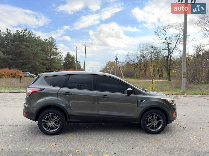 Позашляховик / Кросовер Ford Escape 2017 в Кропивницькому фото 8 Позашляховик / Кросовер Ford Escape 2017 в Кропивницькому