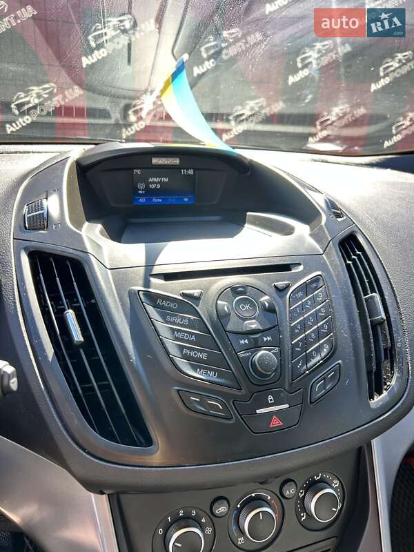 Внедорожник / Кроссовер Ford Escape 2015 в Сумах