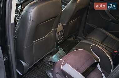 Позашляховик / Кросовер Ford Escape 2015 в 