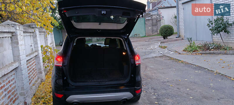 Внедорожник / Кроссовер Ford Escape 2015 в Николаеве