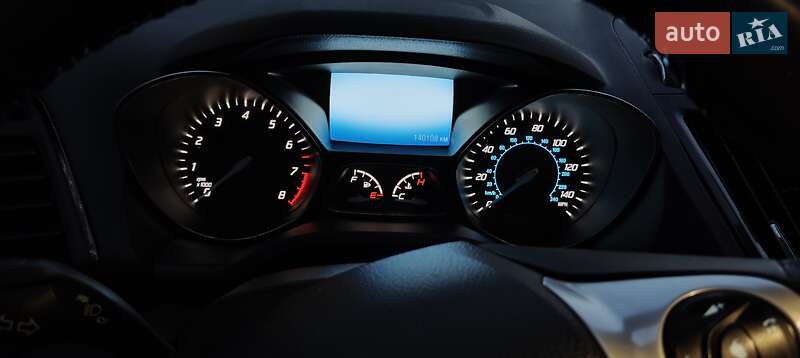 Внедорожник / Кроссовер Ford Escape 2015 в Николаеве