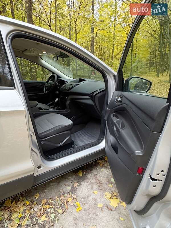 Внедорожник / Кроссовер Ford Escape 2018 в Остроге фото 11 Внедорожник / Кроссовер Ford Escape 2018 в Остроге