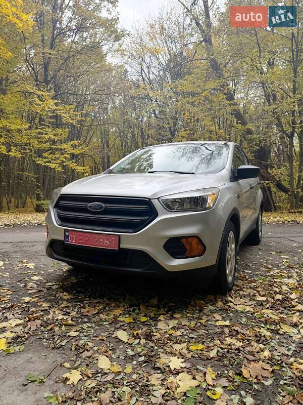 Внедорожник / Кроссовер Ford Escape 2018 в Остроге фото 6 Внедорожник / Кроссовер Ford Escape 2018 в Остроге