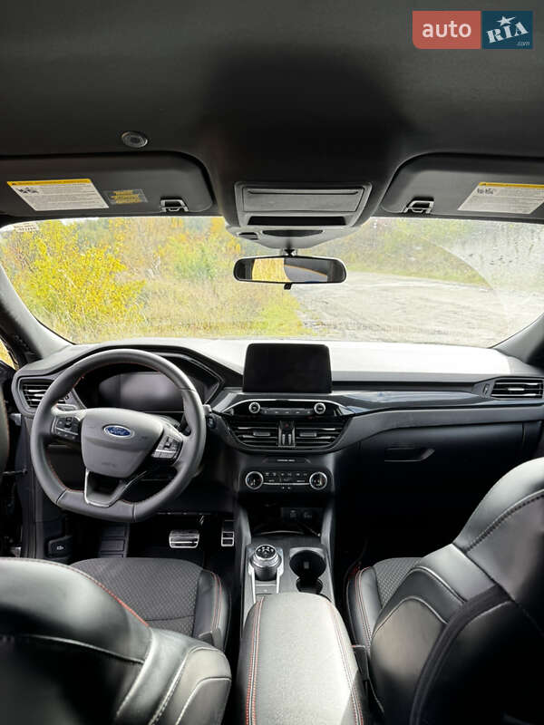 Внедорожник / Кроссовер Ford Escape 2023 в Золочеве фото 7 Внедорожник / Кроссовер Ford Escape 2023 в Золочеве