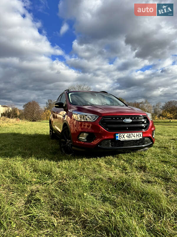 Позашляховик / Кросовер Ford Escape 2016 в Нетішині фото 6 Позашляховик / Кросовер Ford Escape 2016 в Нетішині