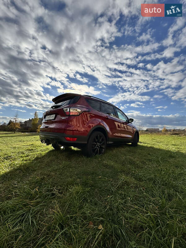 Позашляховик / Кросовер Ford Escape 2016 в Нетішині фото 18 Позашляховик / Кросовер Ford Escape 2016 в Нетішині