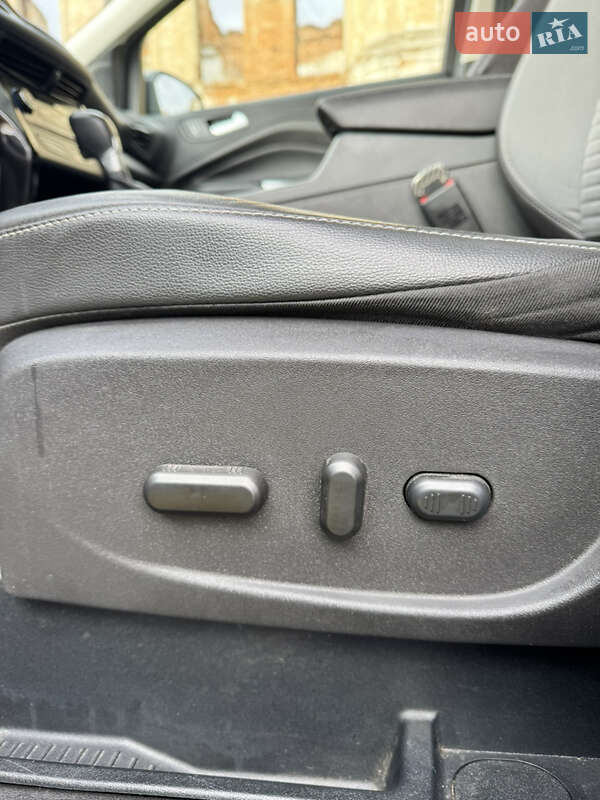 Позашляховик / Кросовер Ford Escape 2016 в Нетішині фото 84 Позашляховик / Кросовер Ford Escape 2016 в Нетішині