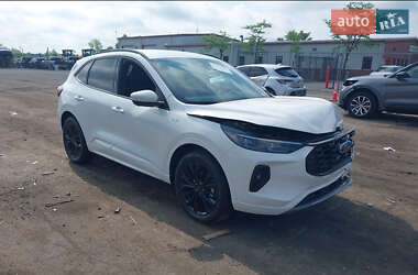 Позашляховик / Кросовер Ford Escape 2024 в  фото 4 Позашляховик / Кросовер Ford Escape 2024 в