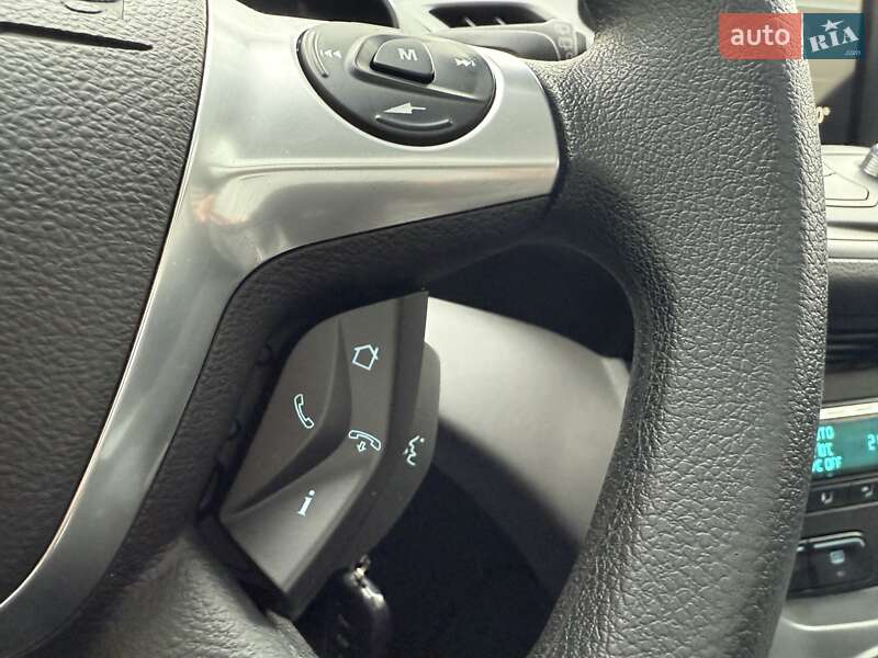 Внедорожник / Кроссовер Ford Escape 2015 в Киеве фото 42 Внедорожник / Кроссовер Ford Escape 2015 в Киеве