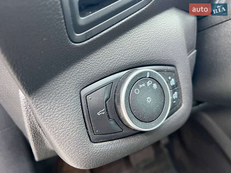 Внедорожник / Кроссовер Ford Escape 2016 в Львове фото 17 Внедорожник / Кроссовер Ford Escape 2016 в Львове
