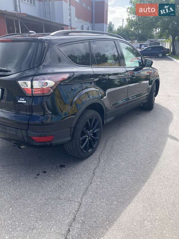 Внедорожник / Кроссовер Ford Escape 2017 в Кременчуге фото 2 Внедорожник / Кроссовер Ford Escape 2017 в Кременчуге