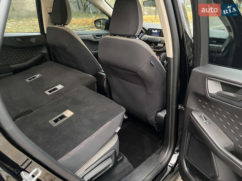 Позашляховик / Кросовер Ford Escape 2019 в Києві