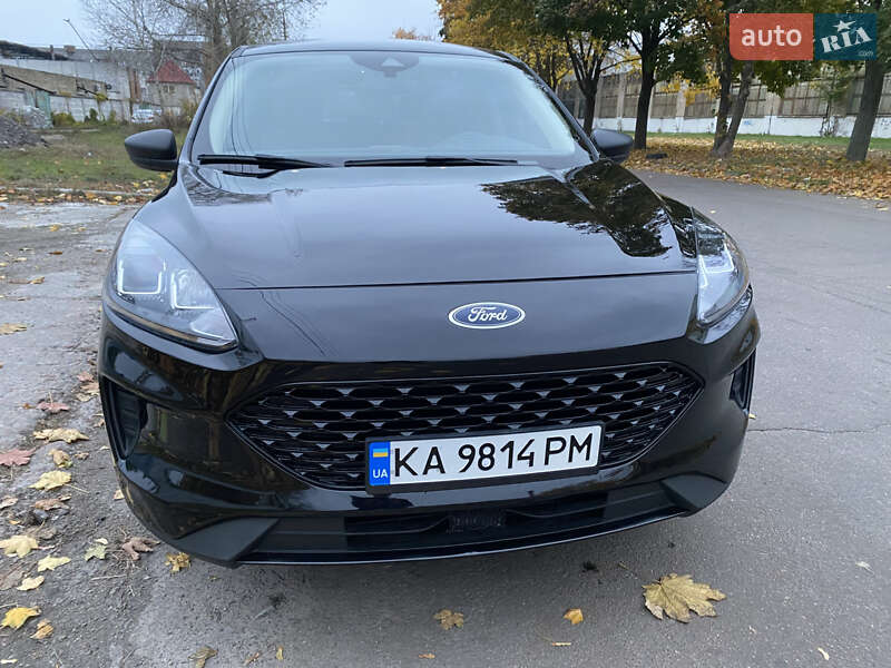 Позашляховик / Кросовер Ford Escape 2019 в Києві