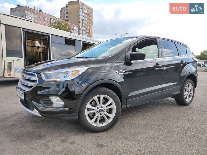 Позашляховик / Кросовер Ford Escape 2018 в Запоріжжі