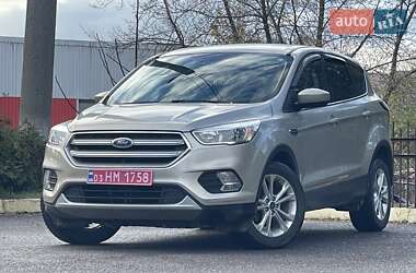 Позашляховик / Кросовер Ford Escape 2017 в Львові