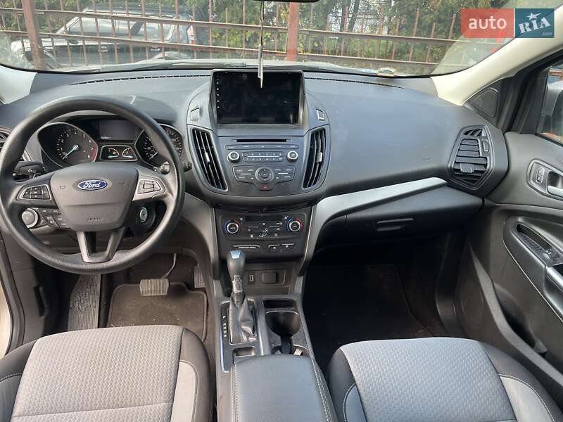 Позашляховик / Кросовер Ford Escape 2017 в Львові фото 25 Позашляховик / Кросовер Ford Escape 2017 в Львові