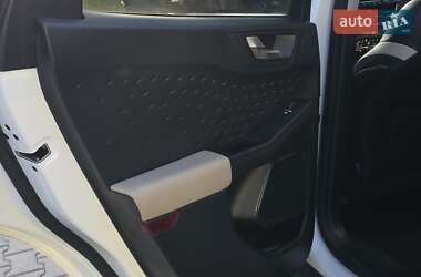Внедорожник / Кроссовер Ford Escape 2020 в Тернополе