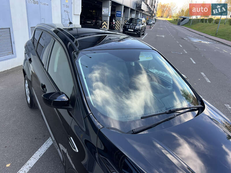 Внедорожник / Кроссовер Ford Escape 2017 в Киеве