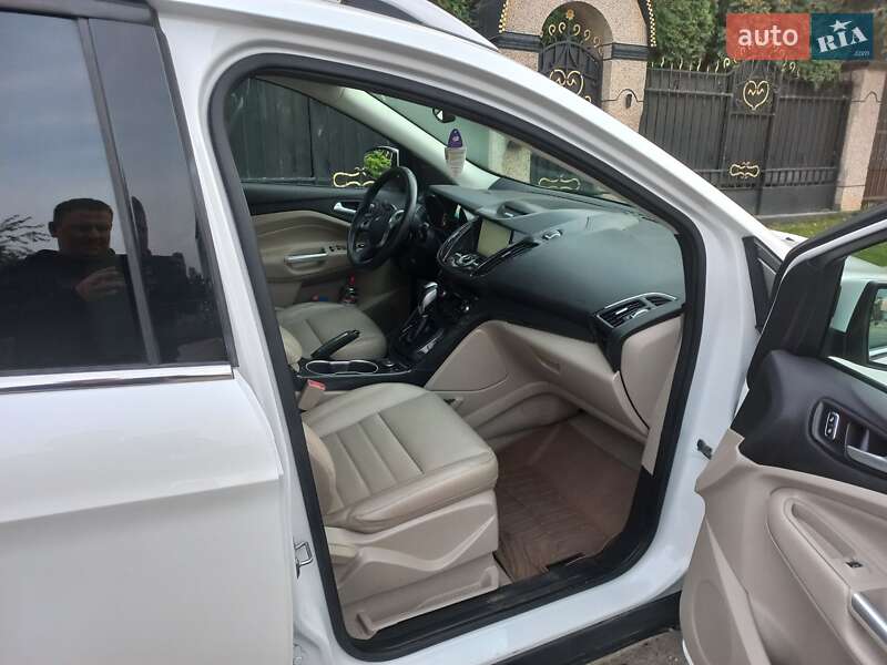 Позашляховик / Кросовер Ford Escape 2014 в Тернополі фото 8 Позашляховик / Кросовер Ford Escape 2014 в Тернополі